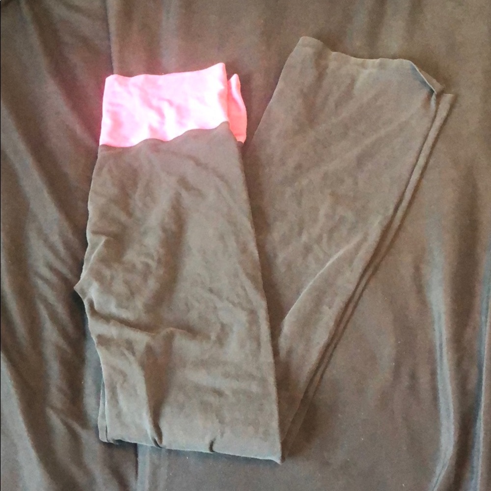 PINK yoga pants
